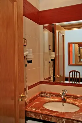 Un baño de Hostal Victoria II
