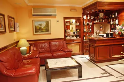 El salón o zona de bar de Hostal Victoria III