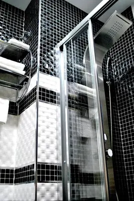 Un baño de Madrid City Rooms
