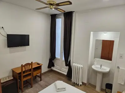 Un baño de Hostal Miralva