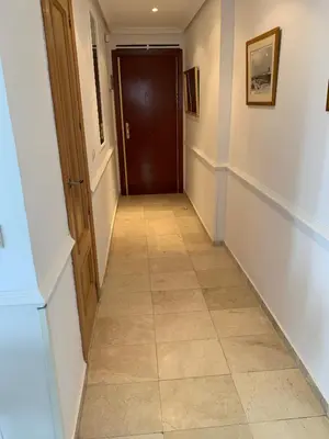 Plano de Pisos con piscina de temporada corta estancia
