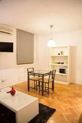 Una cocina o zona de cocina en Un elegante piso para descubrir Madrid