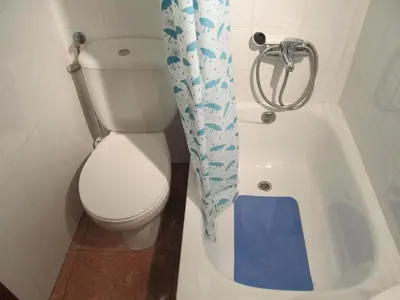 Un baño de Hostal Las Torres