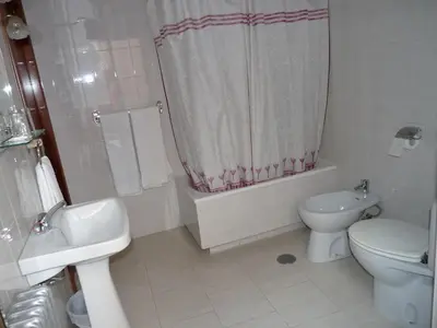 Un baño de Hostal Fernandez