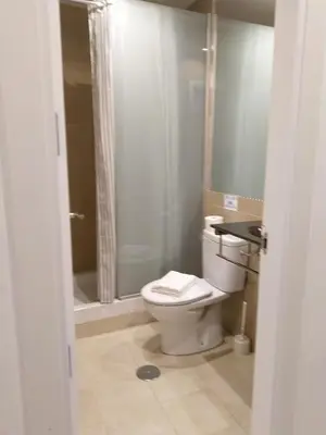 Un baño de Hostal Mendoza