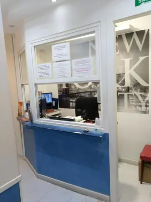 Una televisión o centro de entretenimiento en Hostal Mendoza