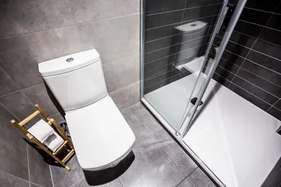 Un baño de Marina Rooms