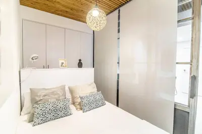 Cama o camas de una habitación en Cozy and modern apartment for 4 in Madrid