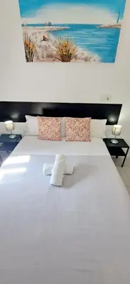 Cama o camas de una habitación en AYZ Sierra de Meira - Auto check-in property