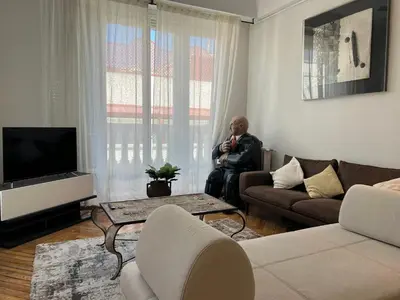 Una televisión o centro de entretenimiento en 50 Calle Gran Vía