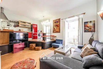 Una cocina o zona de cocina en MyHouseSpain - Nuevo loft en Malasaña