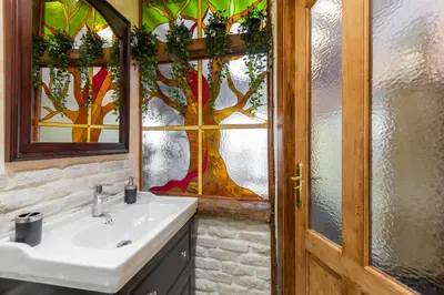 Un baño de 1851: Exceptional 19th century studio in Madrid