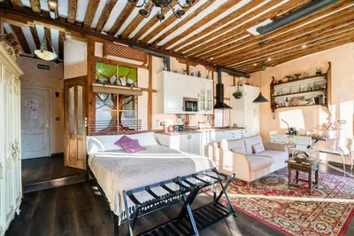 Zona de estar de 1851: Exceptional 19th century studio in Madrid