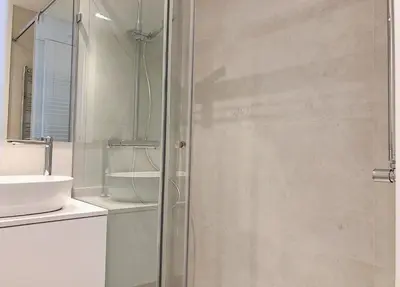 Un baño de EXCLUSIVO Y LUMINOSO PISO EN EL PARQUE DEL RETIRO