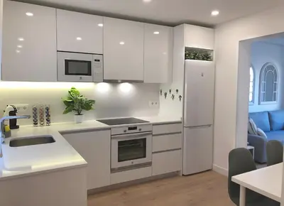 Una cocina o zona de cocina en EXCLUSIVO Y LUMINOSO PISO EN EL PARQUE DEL RETIRO