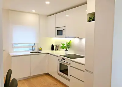 Una cocina o zona de cocina en EXCLUSIVO Y LUMINOSO PISO EN EL PARQUE DEL RETIRO