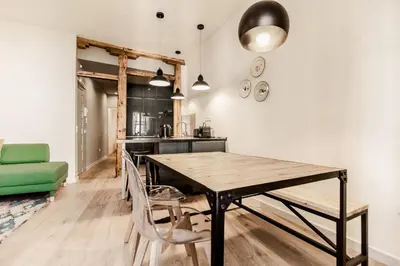 Zona de estar de STYLISH NEST 1BD PLAZA MAYOR - SOL