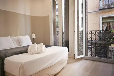 Cama o camas de una habitación en For You Rentals Apartment TEMPORAL Madrid Paloma-La Latina PAL41