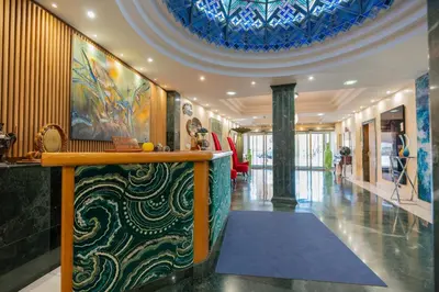 El vestíbulo o zona de recepción de Hotel Sancho