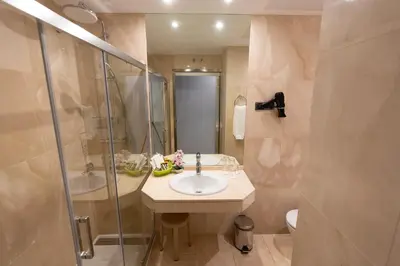 Un baño de Hotel Sancho