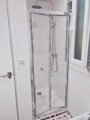 Un baño de Apartamento estilo nórdico en Malasaña (Madrid Centro)
