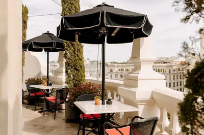 Un restaurante o sitio para comer en The Principal Madrid, Small Luxury Hotels
