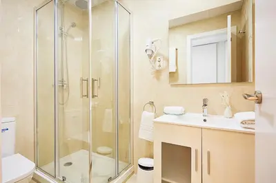 Un baño de LEEWAYS LOFT IV in GRAN VÍA
