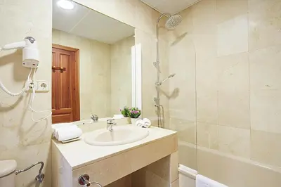 Un baño de LEEWAYS APARTMENT XXVI in GRAN VÍA