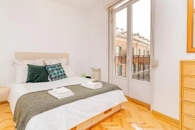Plano de Apartamento de Ensueño en Calle Segovia By Batuecas