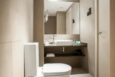 Un baño de Exe Moncloa