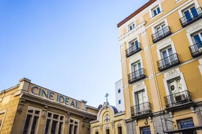 Edificio en el que se encuentra el apartamento