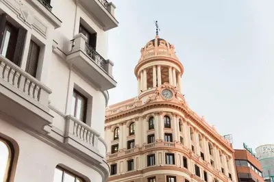 Edificio en el que se encuentra el apartamento