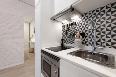 Una cocina o zona de cocina en Cozy Apartment-1BED 1BATH- Barrio Salamanca