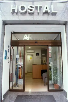 Plano de Hostal Ártico