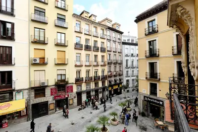 El barrio de los alrededores o un barrio cerca de este hostal o pensión