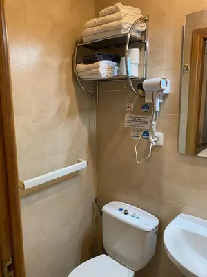 Un baño de Hostal Retiro