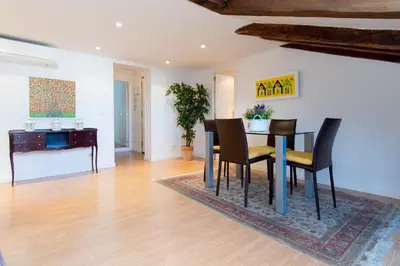 Zona de estar de Duplex Plaza Santa Ana