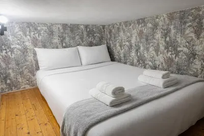 Cama o camas de una habitación en Guernica - Estilo y Ubicación Perfecta en Embajadores