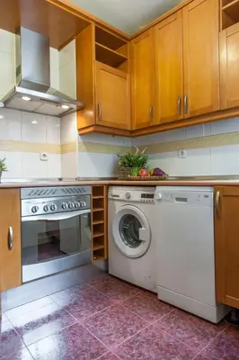 Una cocina o zona de cocina en Guernica - Estilo y Ubicación Perfecta en Embajadores
