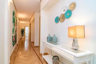 Plano de Velazquez Suites