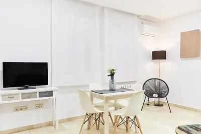 Una televisión o centro de entretenimiento en LEEWAYS LOFT XXI in GRAN VÍA