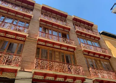 Edificio en el que se encuentra el apartamento