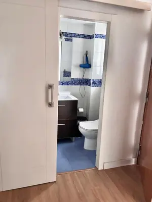 Un baño de Centro Madrid Rio - Monederos C