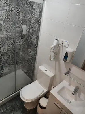Un baño de Good Stay Rooms