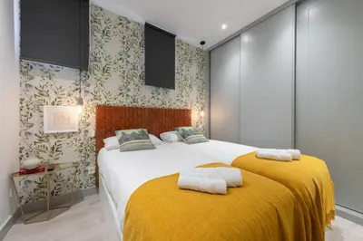 Cama o camas de una habitación en Sophisticated brand new flat in historic district