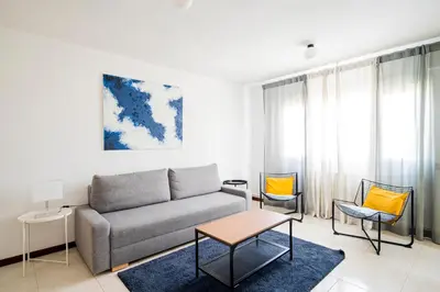 Zona de estar de MODERN AND BRIGHT APARTMENT Plaza Elíptica -MAGIN
