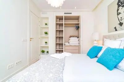 Cama o camas de una habitación en Luxurious Apartment in Calle Atocha by Batuecas