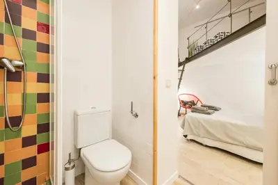 Un baño de Central Apartment Madrid 45m² PMR