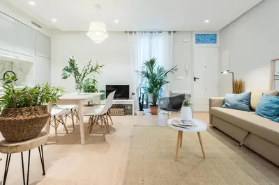 Plano de Central Madrid Apartment 60 m² + AC