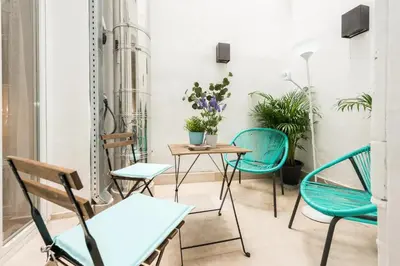 Plano de Central Madrid Apartment 60 m² + AC